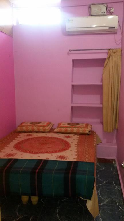Shambhu Guest House Hampi Ngoại thất bức ảnh
