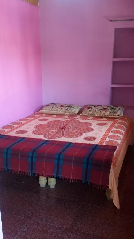 Shambhu Guest House Hampi Ngoại thất bức ảnh
