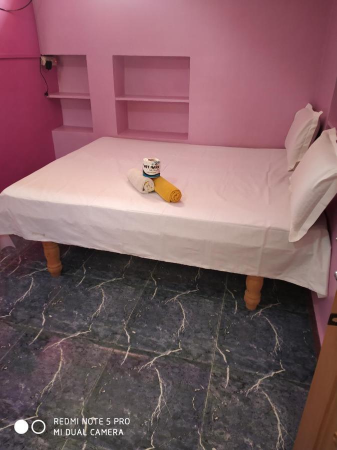 Shambhu Guest House Hampi Ngoại thất bức ảnh
